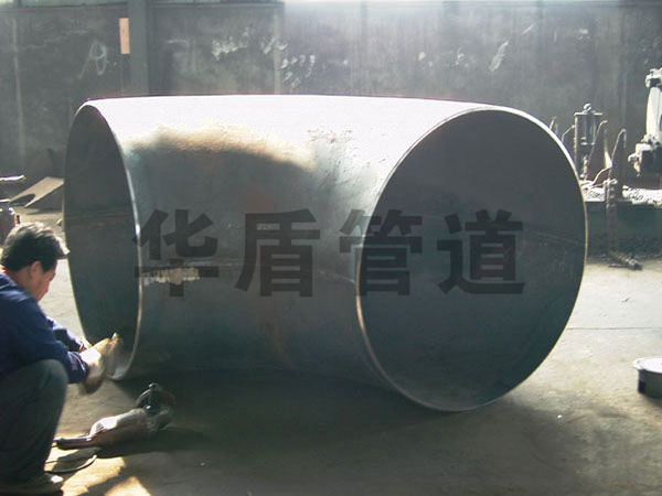 大口径弯头